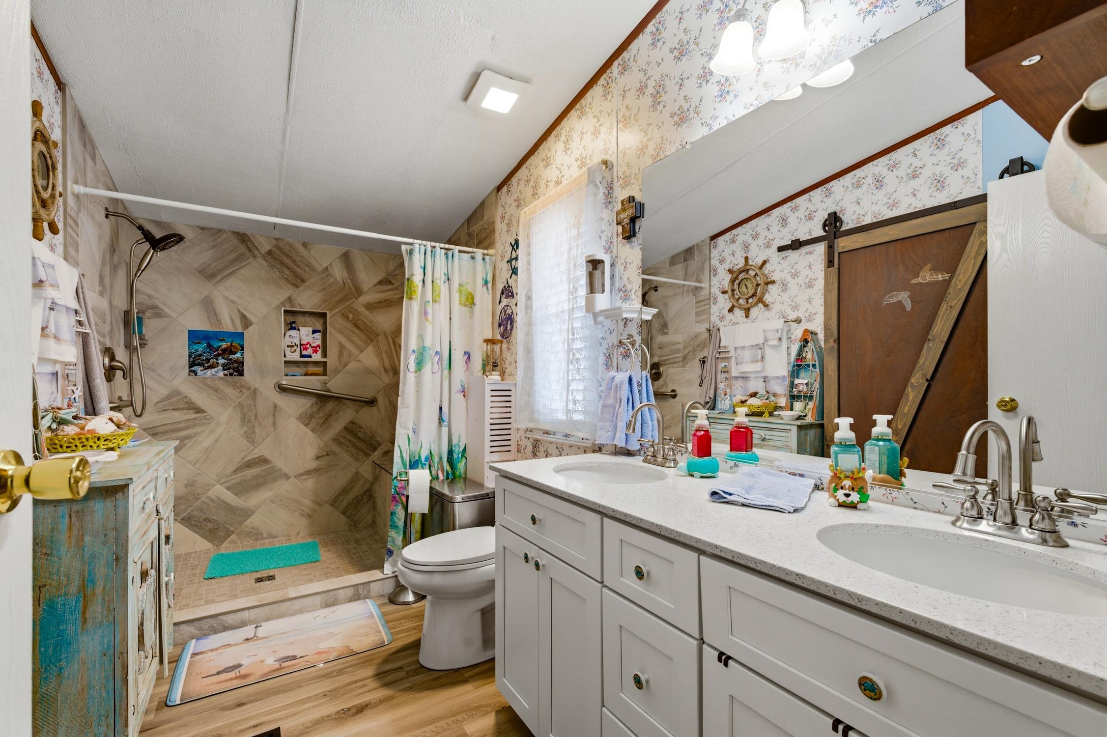 462 Oak Avenue Murrells Inlet, SC 29576 - Photo 16 of 34