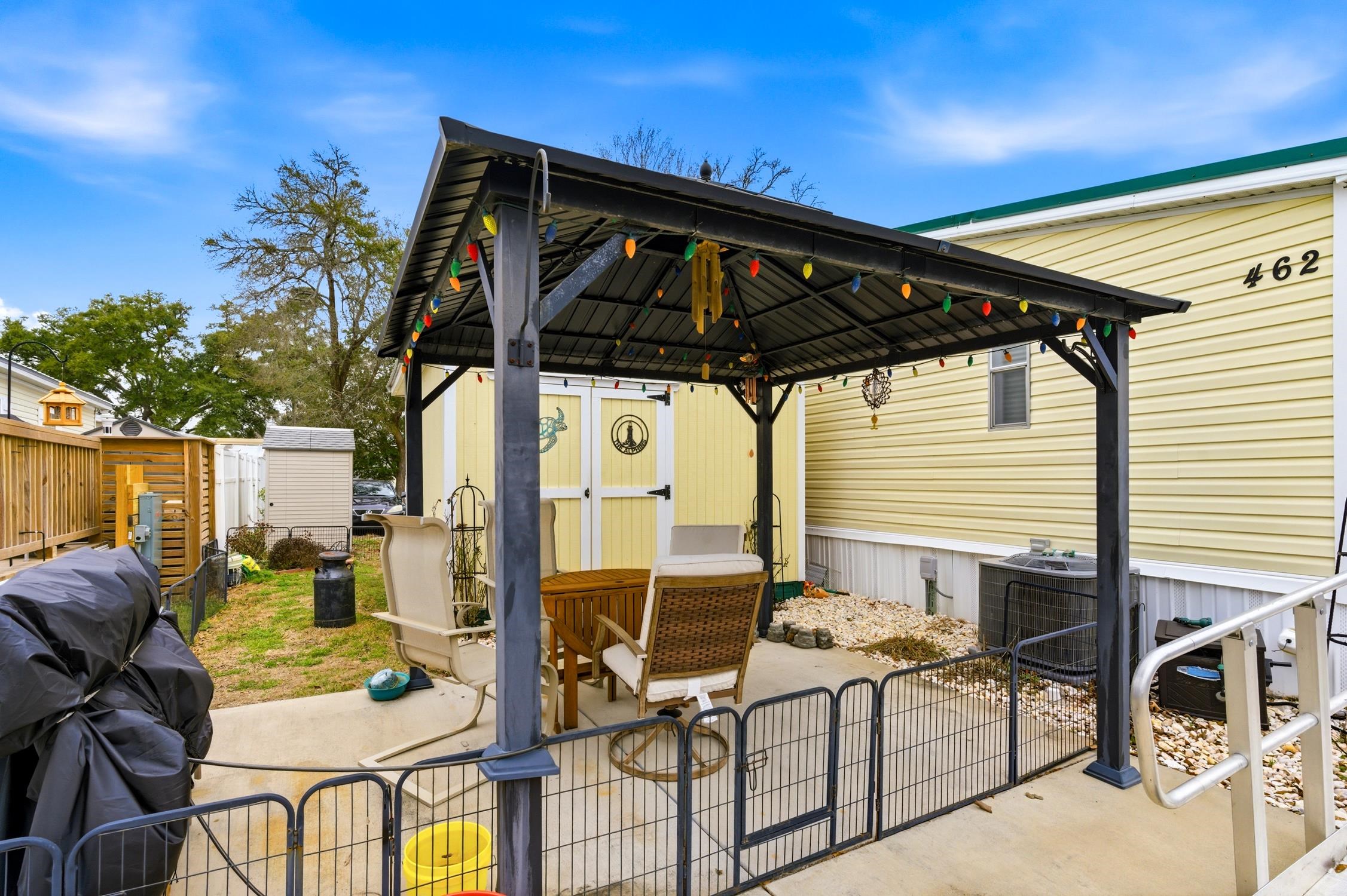 462 Oak Avenue Murrells Inlet, SC 29576 - Photo 2 of 34