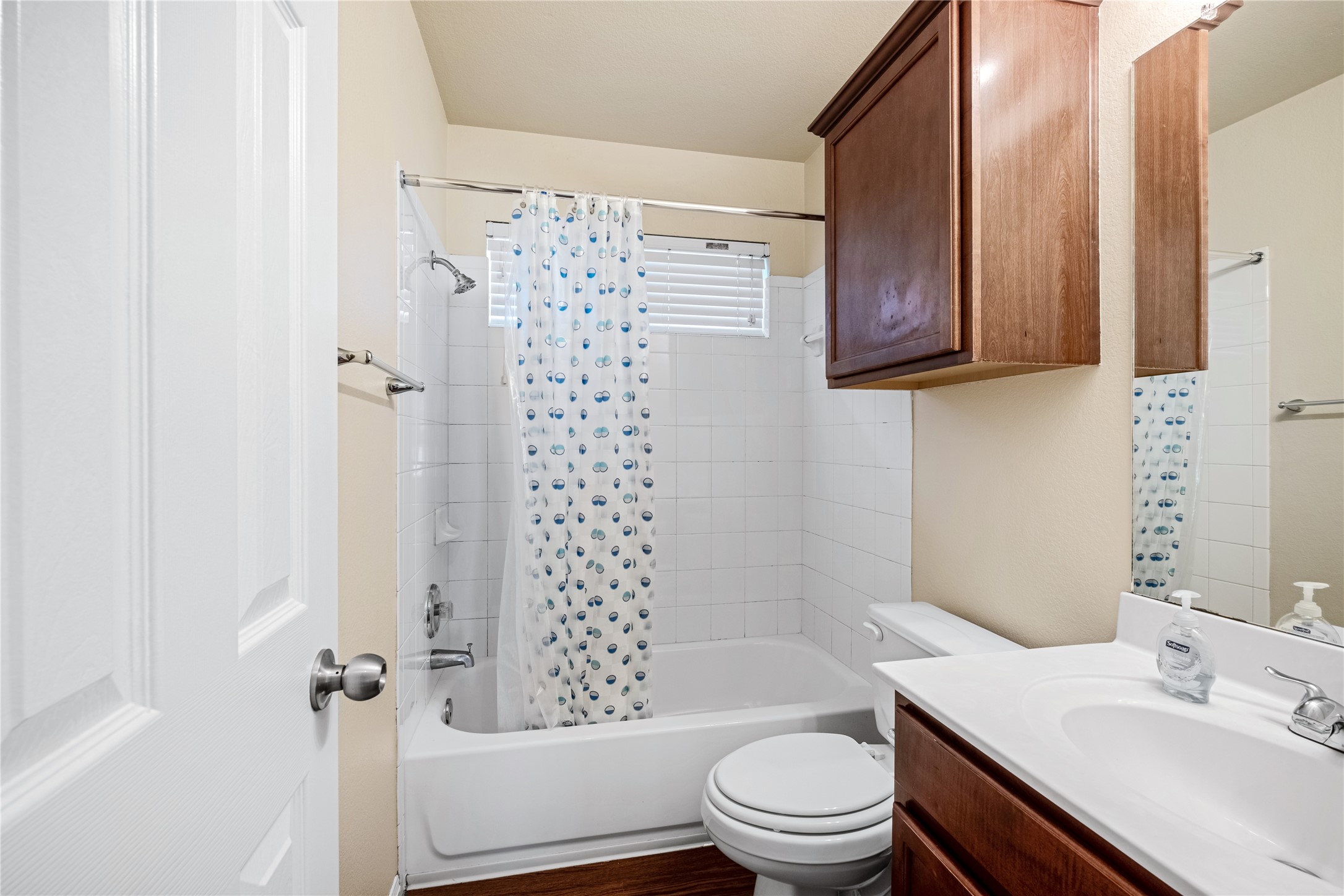 320 Comal Run Hutto, TX 78634 - Photo 16 of 21 a bathroom with a sink a toilet and shower