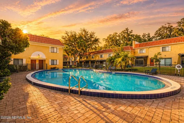 $99,900 | 5811 Atlantic Boulevard, Unit 215, Jacksonville, FL 32207