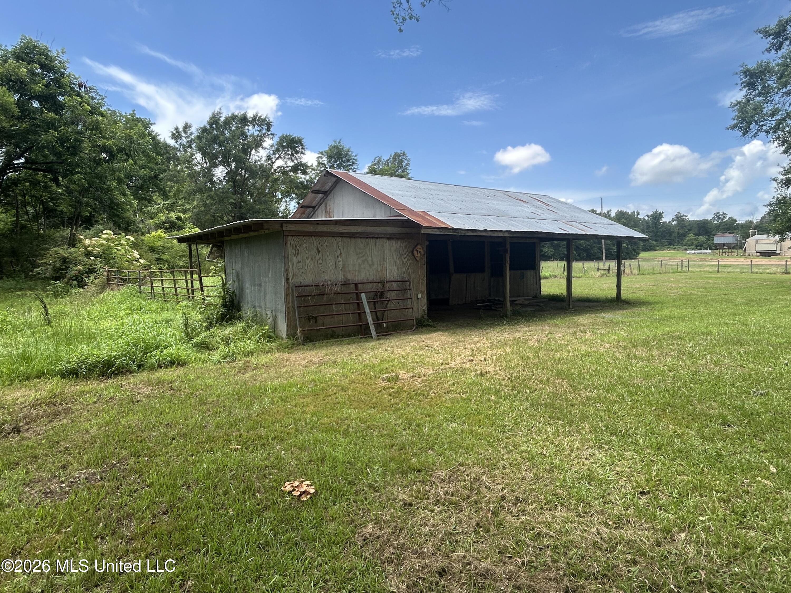 403 Front Street Vaiden, MS 39176 - Photo 26 of 63 IMG_2161