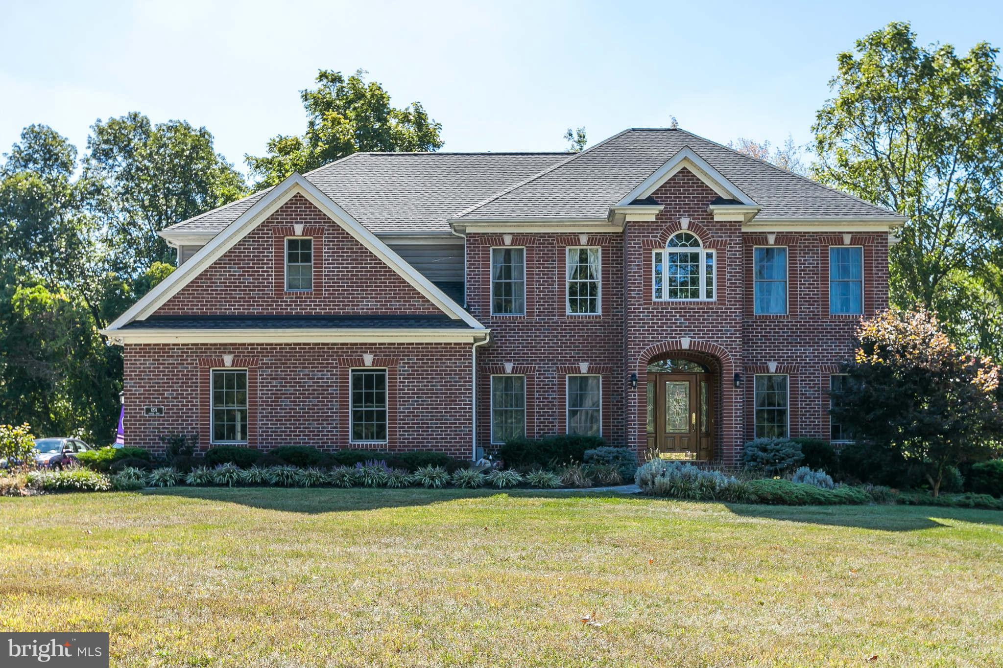 Exterior (Front)