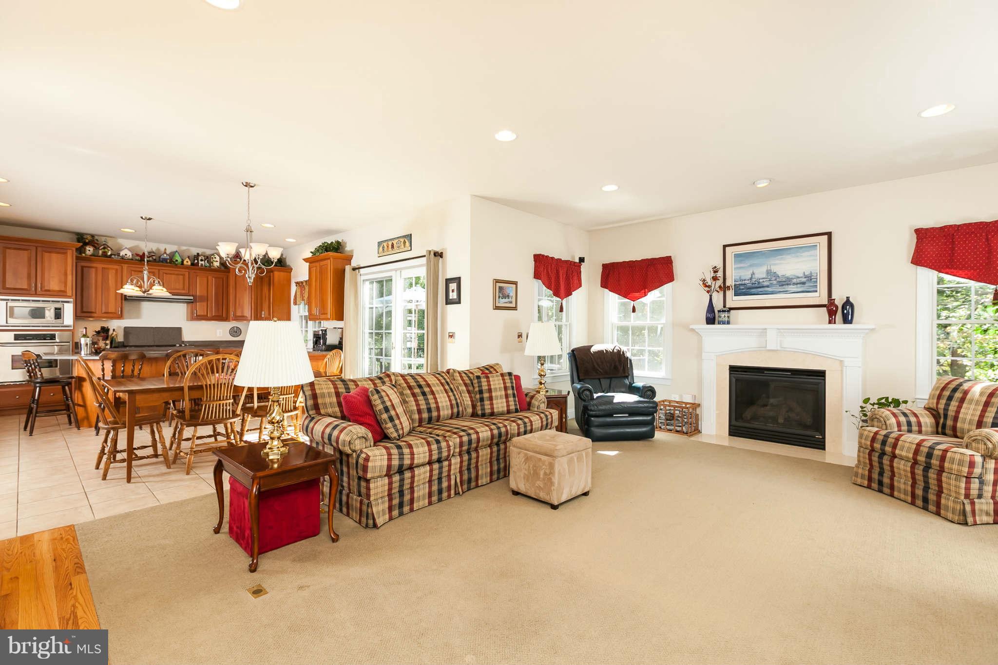 1231 Arnold Road Westminster, MD 21157 - Photo 16 of 30 Family Room