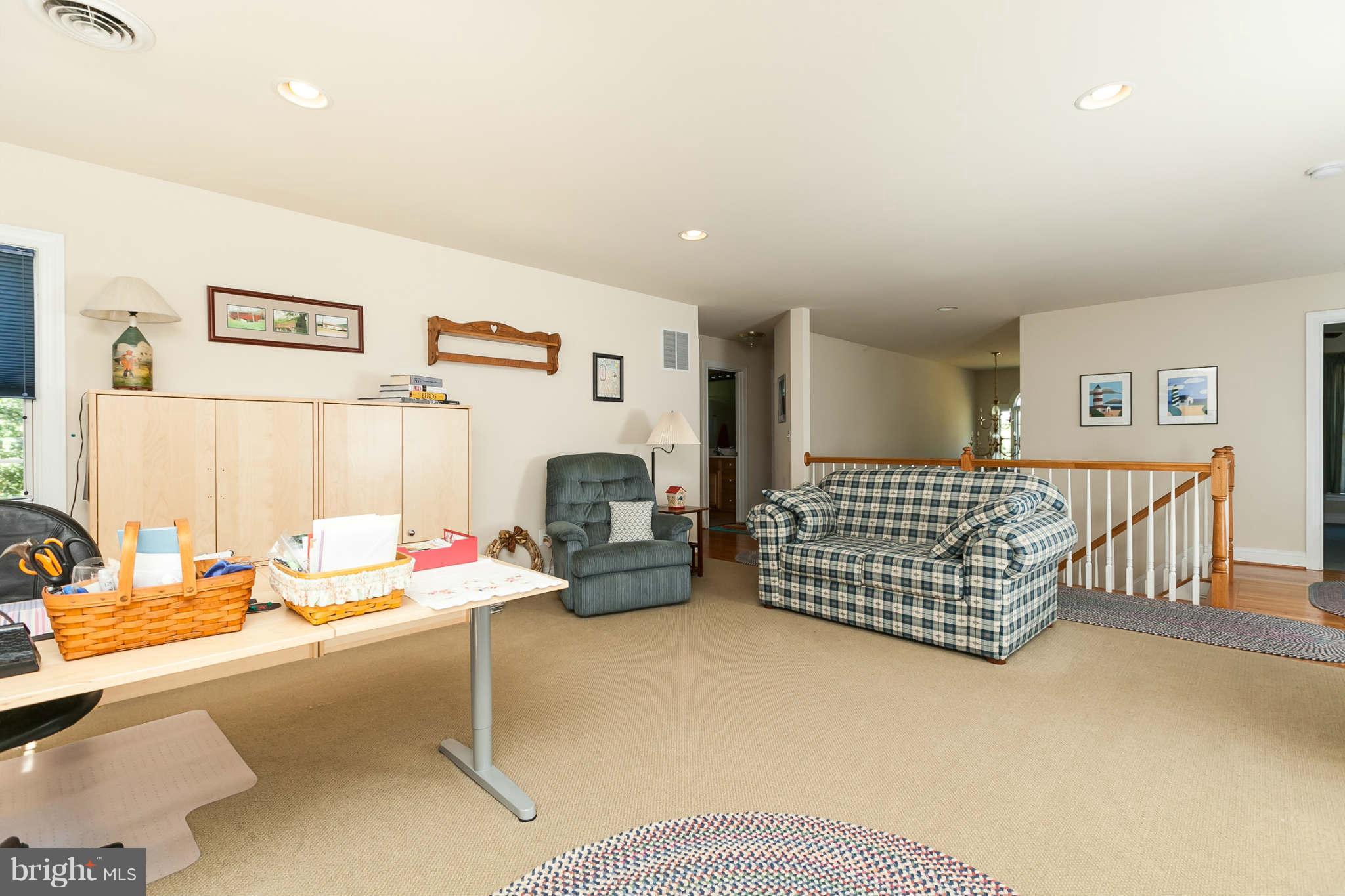 1231 Arnold Road Westminster, MD 21157 - Photo 19 of 30 Family Room