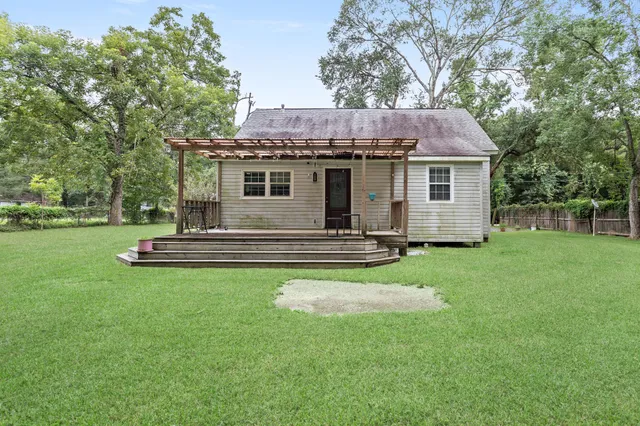 a house view with a garden space
