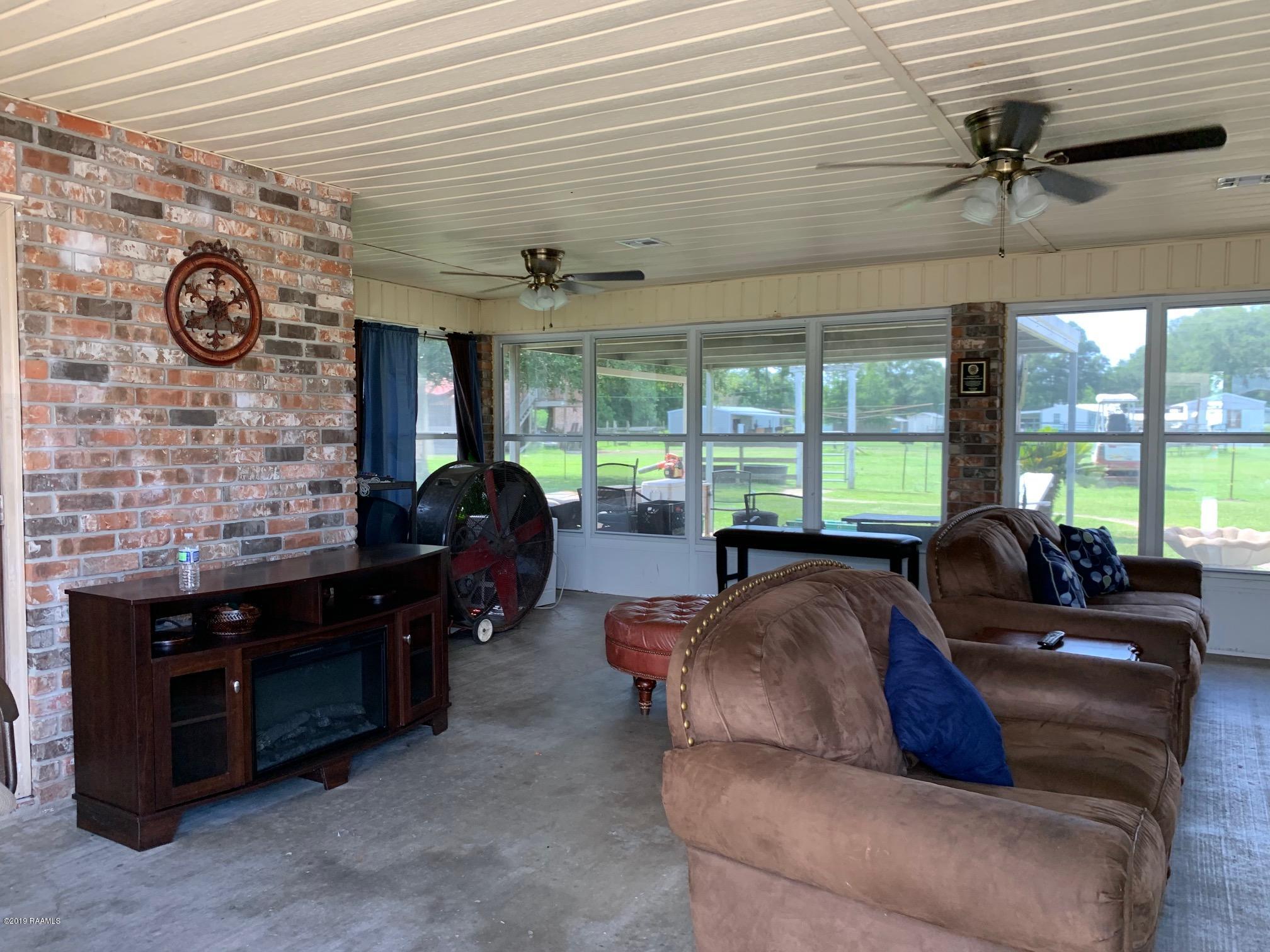 1023 Johnson Road Breaux Bridge, LA 70517 - Photo 3 of 12 IMG_0774