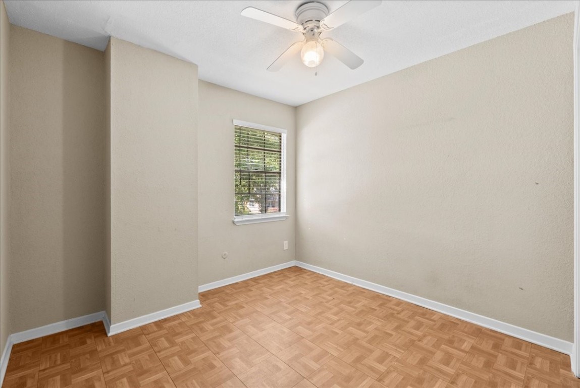 1448 Silverpines Road, Unit 1448 Houston, TX 77062 - Photo 18 of 27