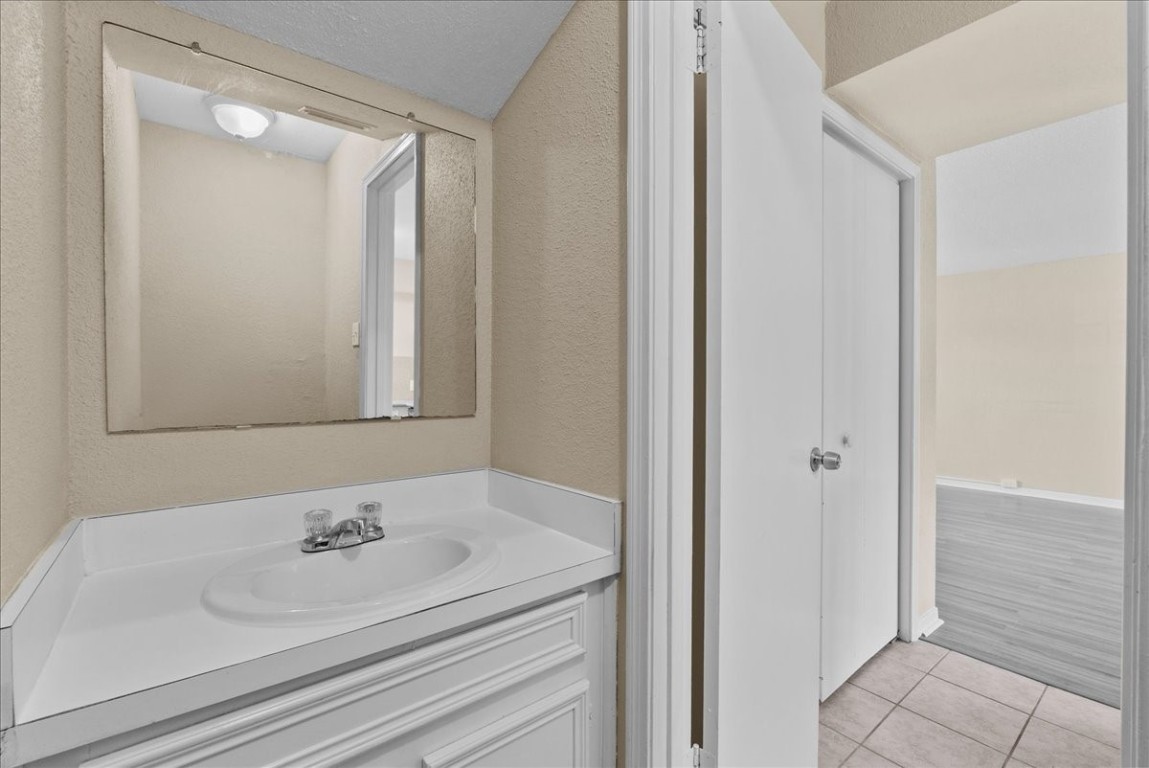 1448 Silverpines Road, Unit 1448 Houston, TX 77062 - Photo 21 of 27