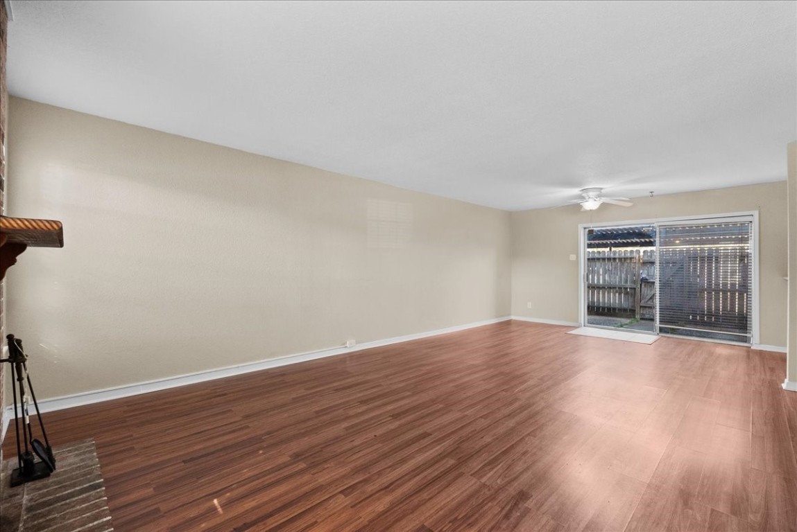 1448 Silverpines Road, Unit 1448 Houston, TX 77062 - Photo 3 of 27