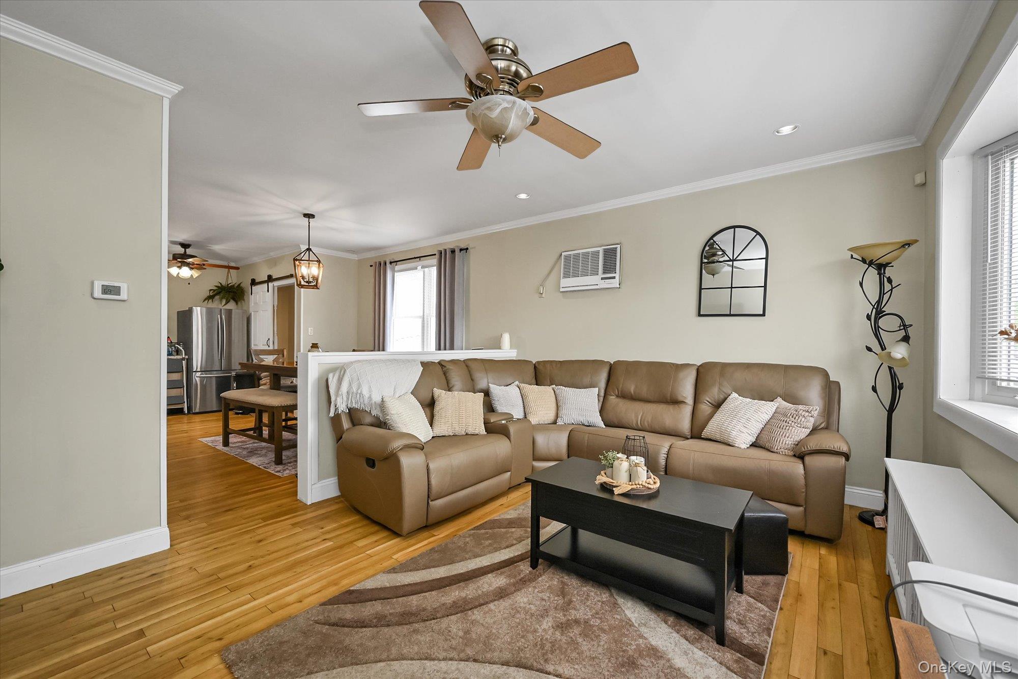 64-51 58th Road Queens, NY 11378 - Photo 4 of 20