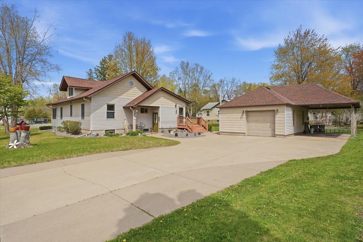 320 West State Street Dresser, WI 54009 - Photo 4 of 26