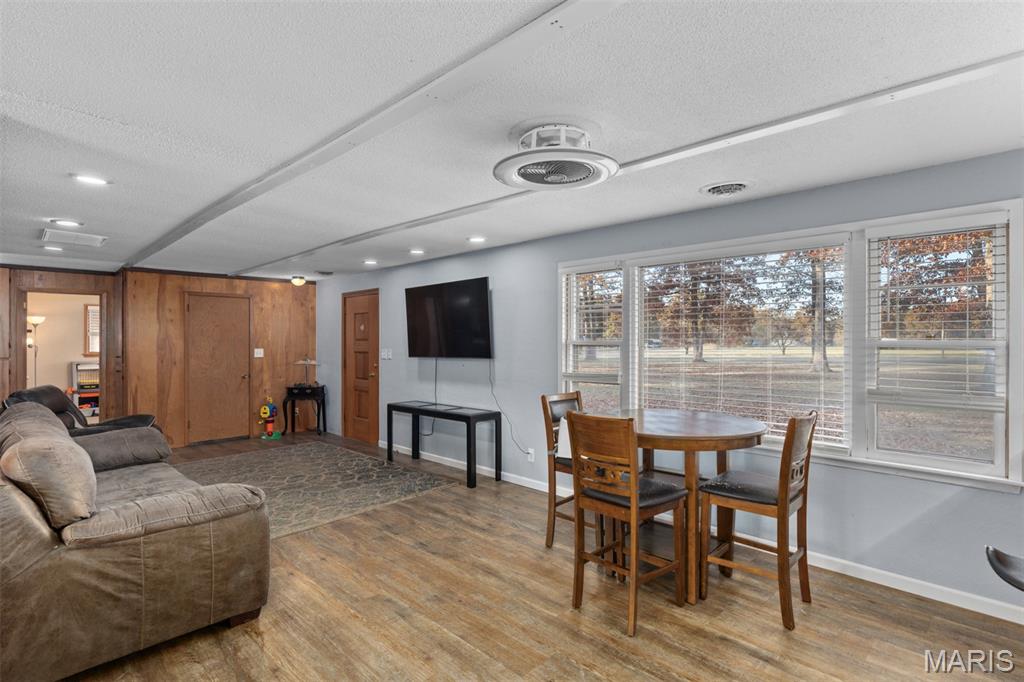 20267 Tall Timber Road Staunton, IL 62088 - Photo 13 of 26