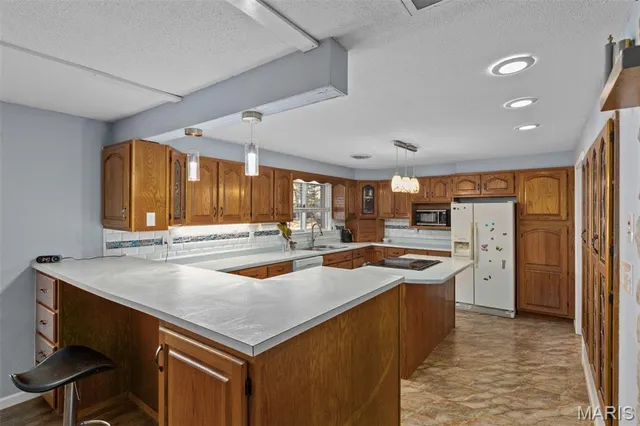 $299,000 | 20267 Tall Timber Road, Staunton, IL 62088