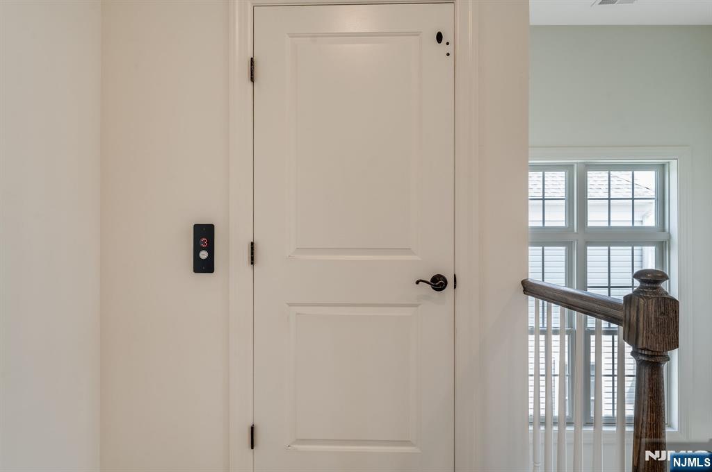 468 River Styx Road Hopatcong, NJ 07843 - Photo 4 of 30