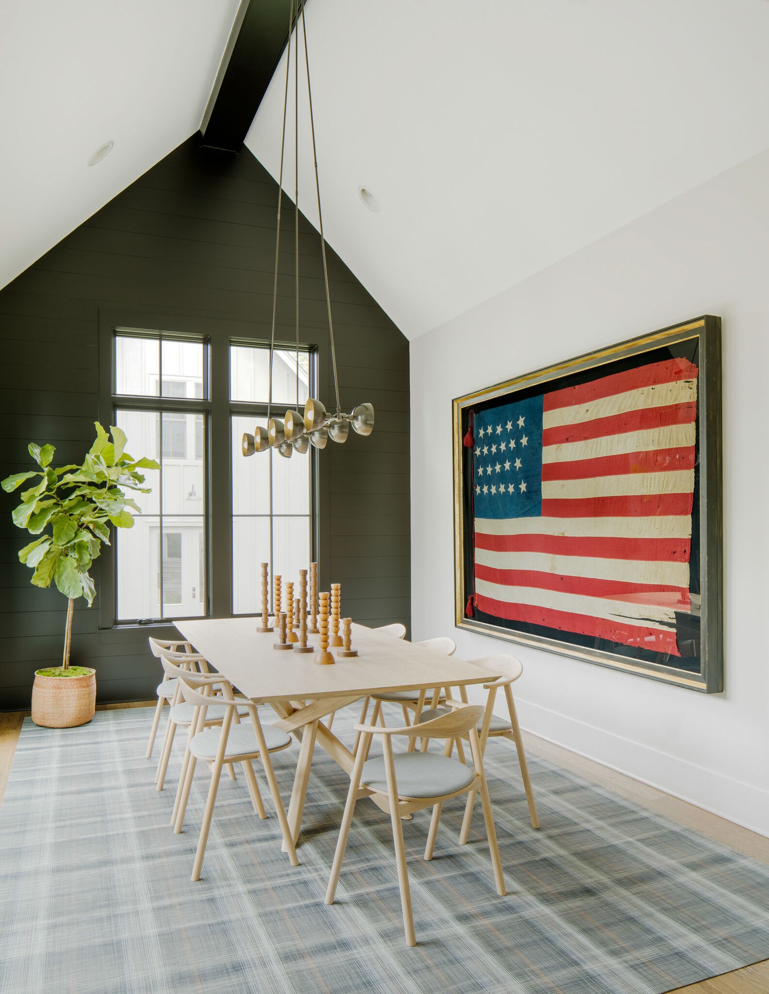 853 B Bradford Avenue Nashville, TN 37204 - Photo 18 of 49 a dining room with furniture and a potted plant