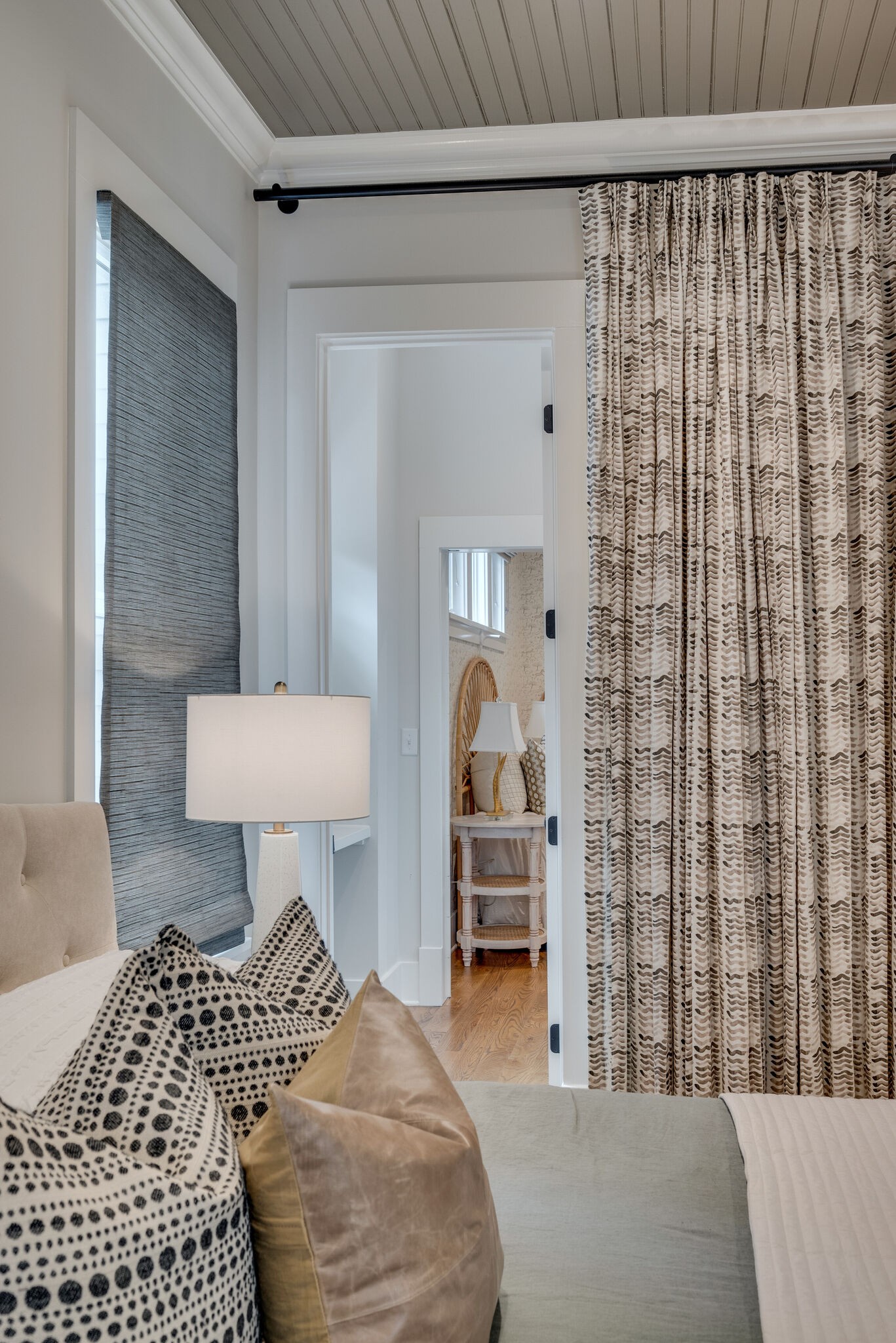 853 B Bradford Avenue Nashville, TN 37204 - Photo 21 of 49 a bedroom with a bed and a potted plant