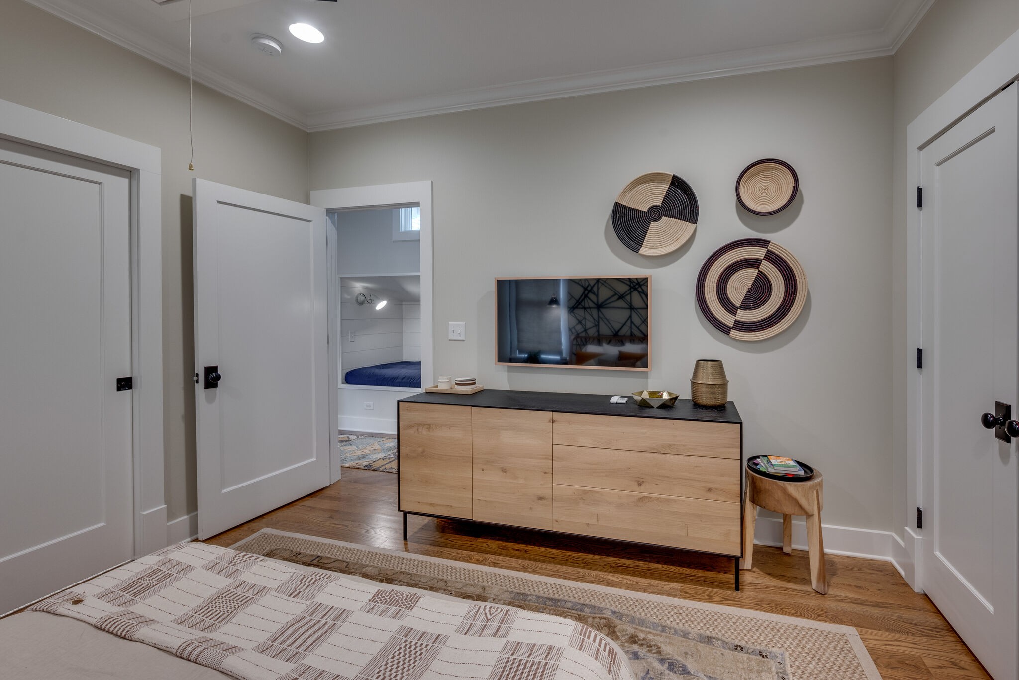 853 B Bradford Avenue Nashville, TN 37204 - Photo 36 of 49 a living room with a couch and a table
