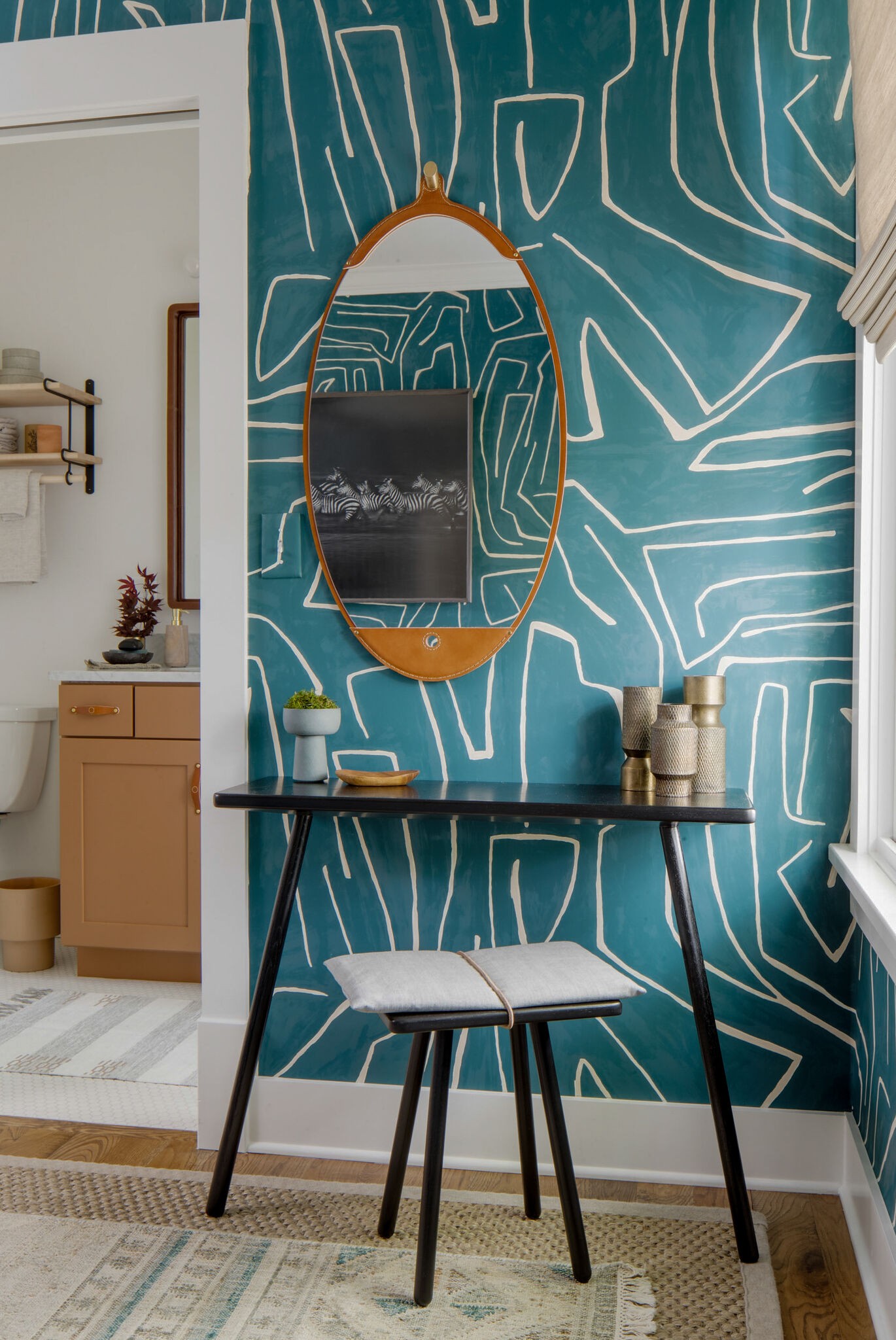 853 B Bradford Avenue Nashville, TN 37204 - Photo 41 of 49 a bedroom with a table and chairs