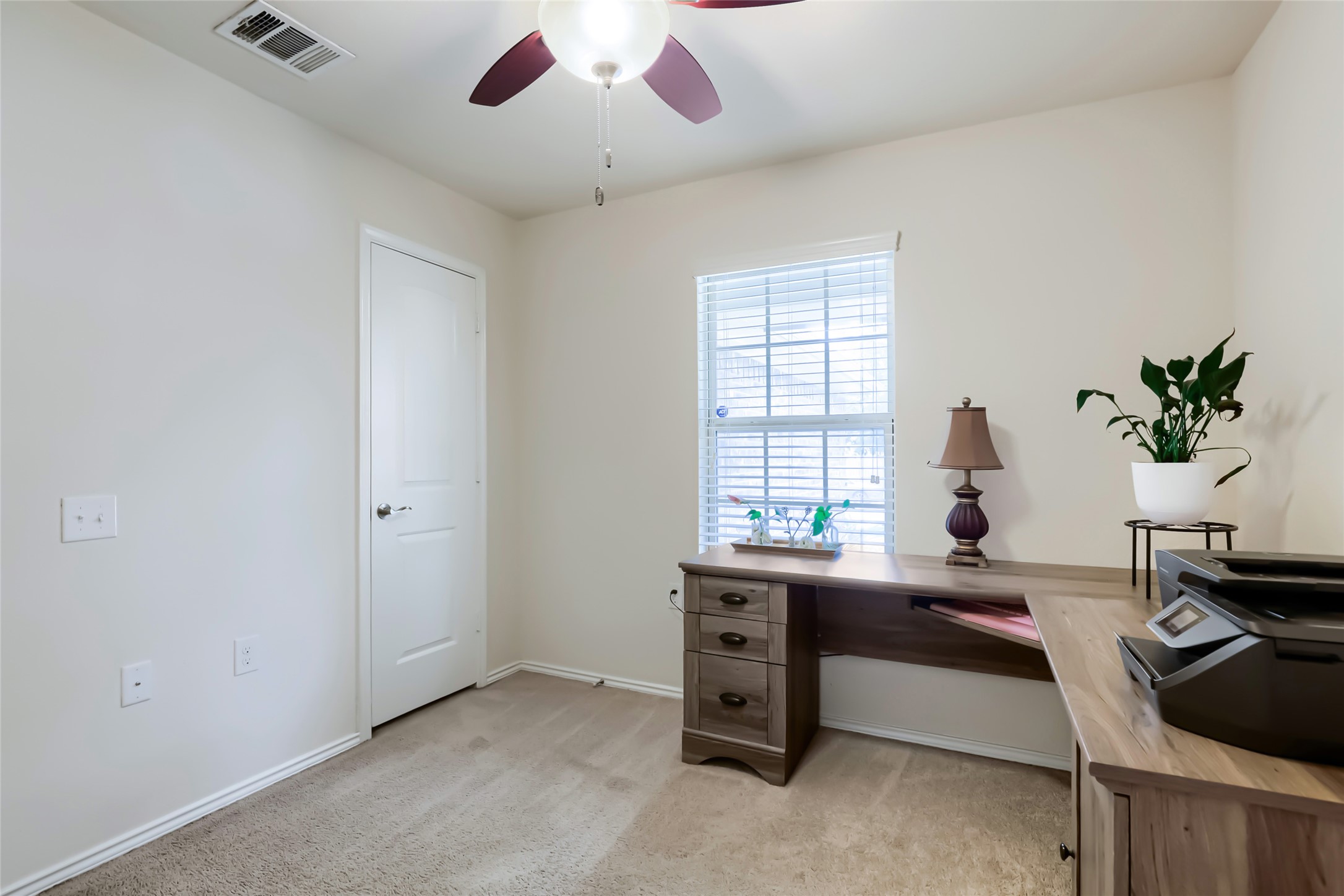 7216 Razors Edge Drive Austin, TX 78744 - Photo 22 of 36
