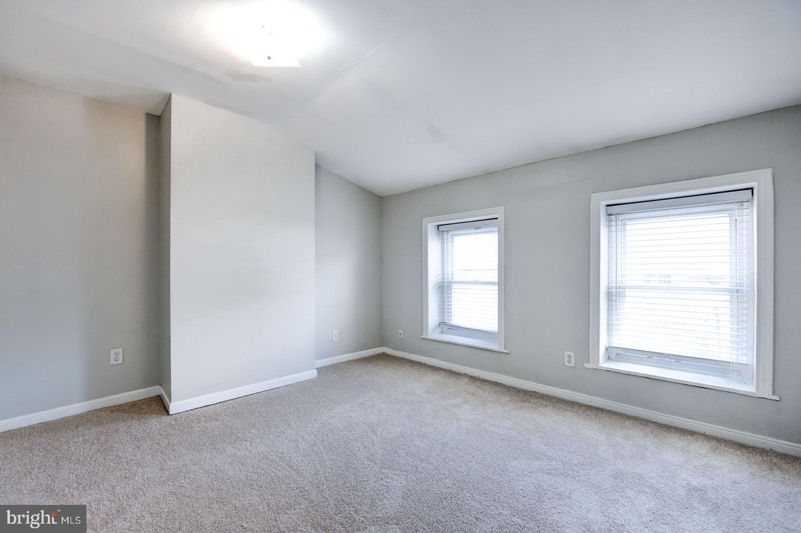 4442 Baker Street Philadelphia, PA 19127 - Photo 22 of 23 an empty room with a window