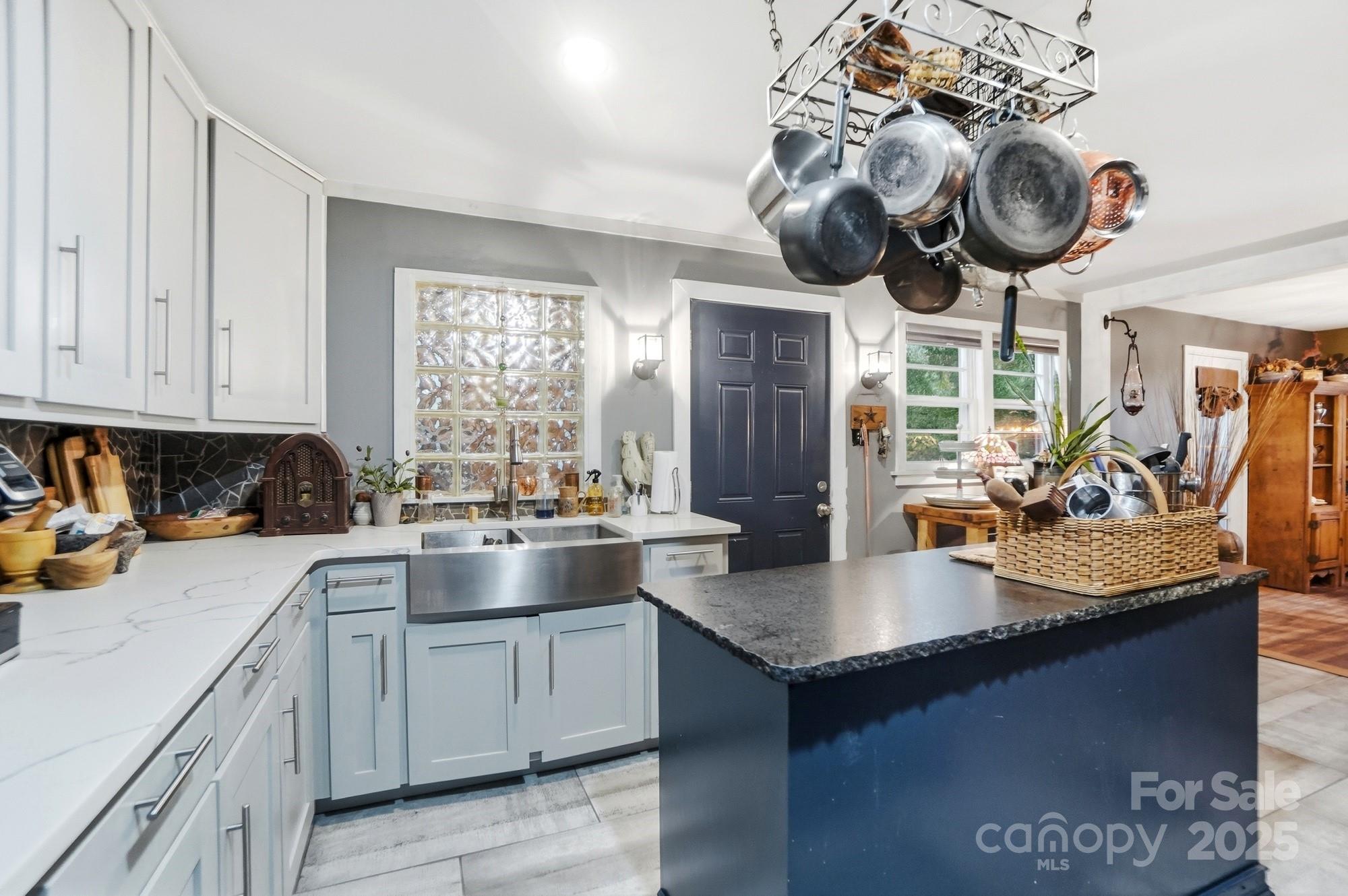 554 Loray Farm Road Dallas, NC 28034 - Photo 11 of 28 Gallery Image 11
