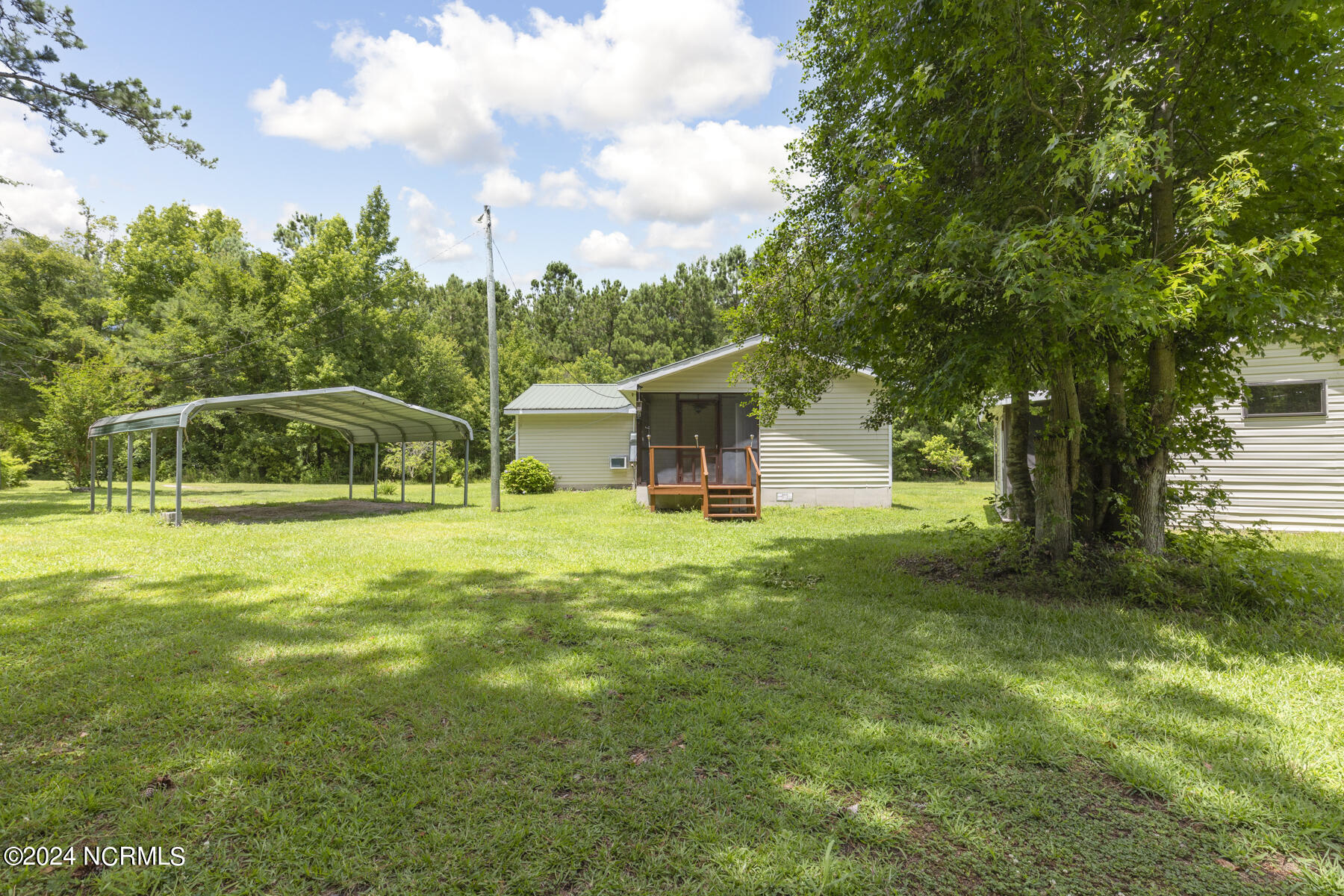 625 Highway 172 Hubert, NC 28539 - Photo 36 of 42 35