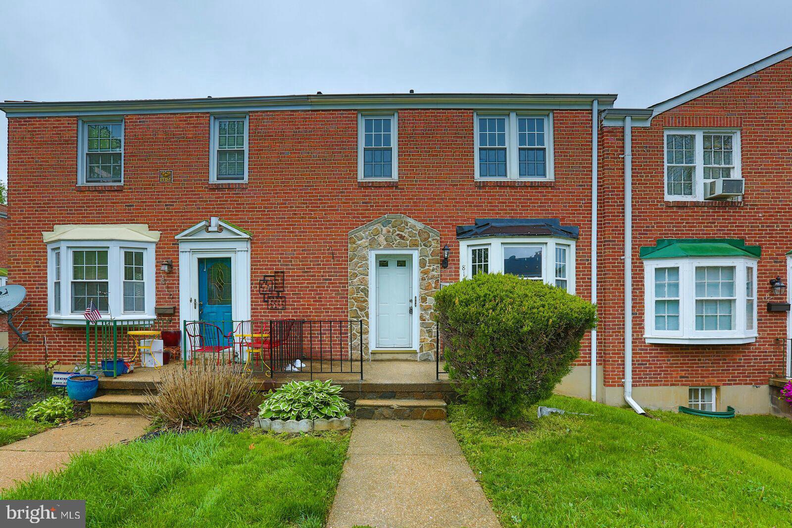 817 Stamford Road Baltimore, MD 21229 - Photo 3 of 28 Exterior (Front)