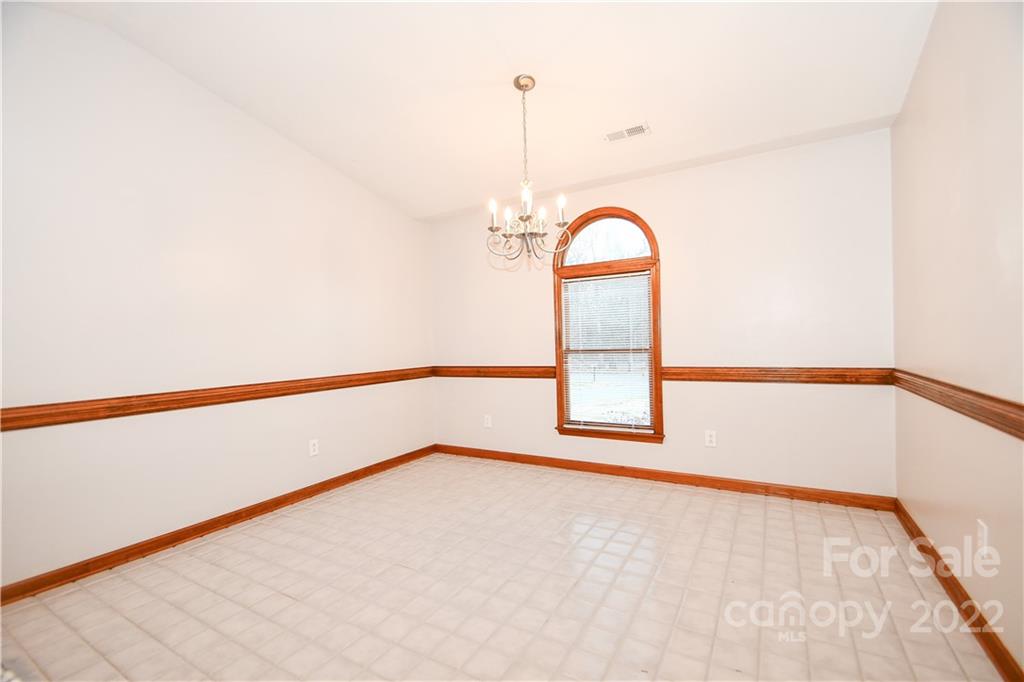 514 Fowler Road Monroe, NC 28110 - Photo 8 of 24 Gallery Image 8