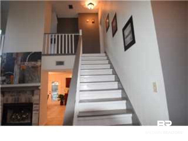 966 Wesley Avenue Mobile, AL 36609 - Photo 4 of 23