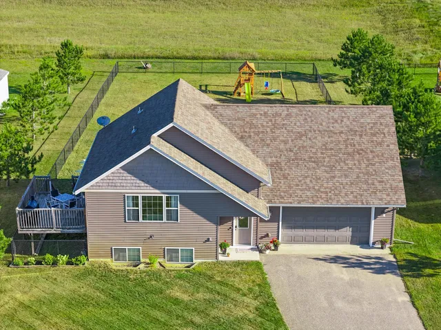 $305,000 | 2008 Whiting Road Northwest, Unit 25, Bemidji, MN 56601