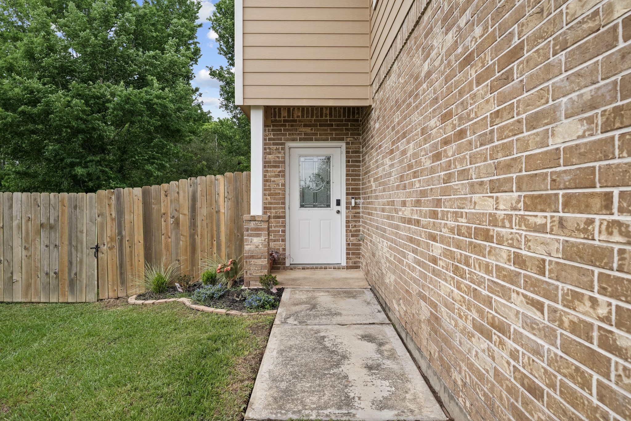 6101 Fox Ridge Drive Angleton, TX 77515 - Photo 6 of 30