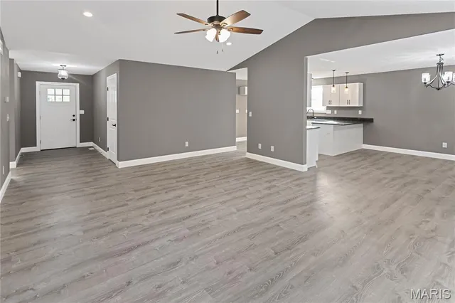 $355,000 | 1127 Redwing Court, Grafton, IL 62037