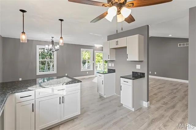 $355,000 | 1127 Redwing Court, Grafton, IL 62037