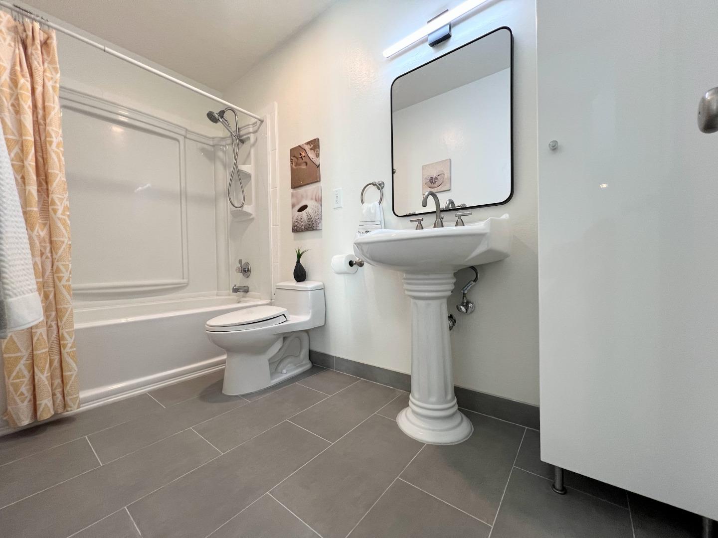 1919 Alameda De Las Pulgas, Unit 26 San Mateo, CA 94403 - Photo 14 of 26