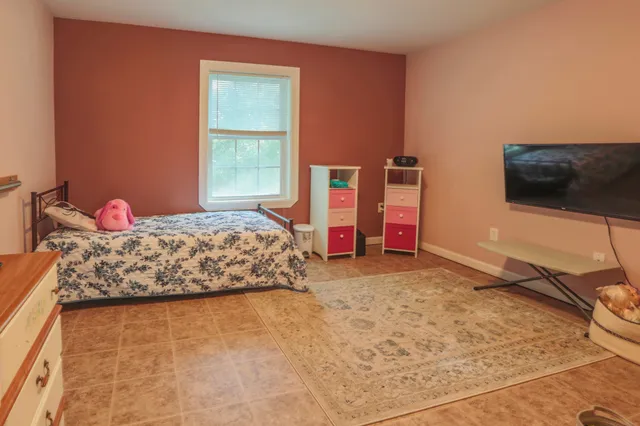 $550,000 | 53 Lincolnville Avenue, Belfast, ME 04915