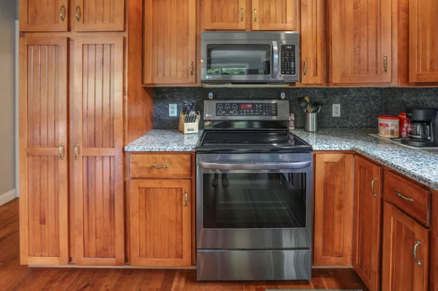 $550,000 | 53 Lincolnville Avenue, Belfast, ME 04915