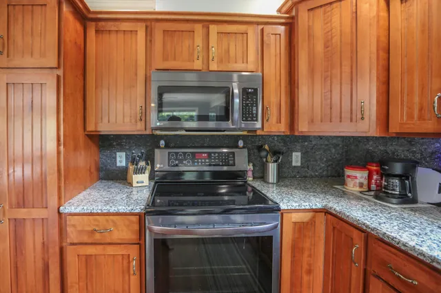 $550,000 | 53 Lincolnville Avenue, Belfast, ME 04915