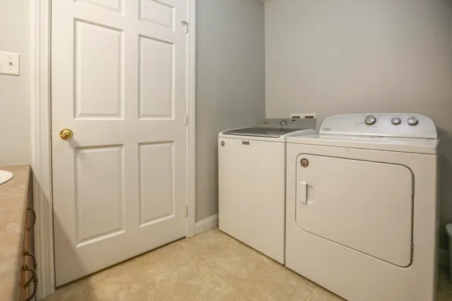 $550,000 | 53 Lincolnville Avenue, Belfast, ME 04915