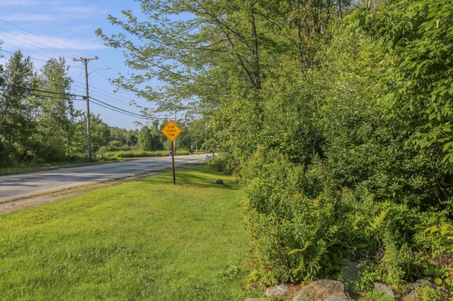 $550,000 | 53 Lincolnville Avenue, Belfast, ME 04915