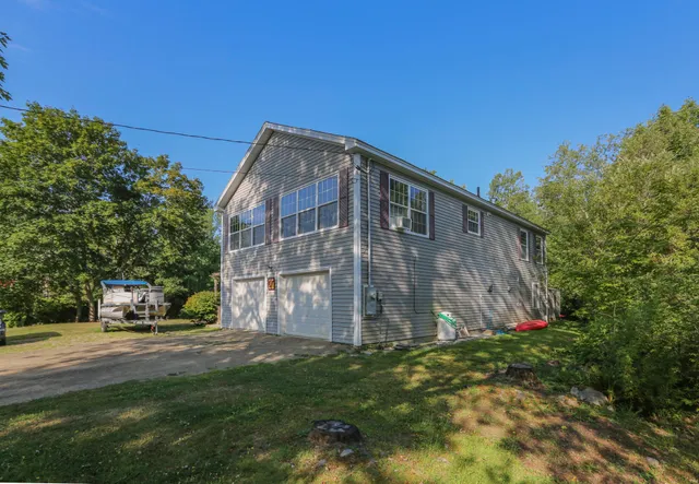 $550,000 | 53 Lincolnville Avenue, Belfast, ME 04915