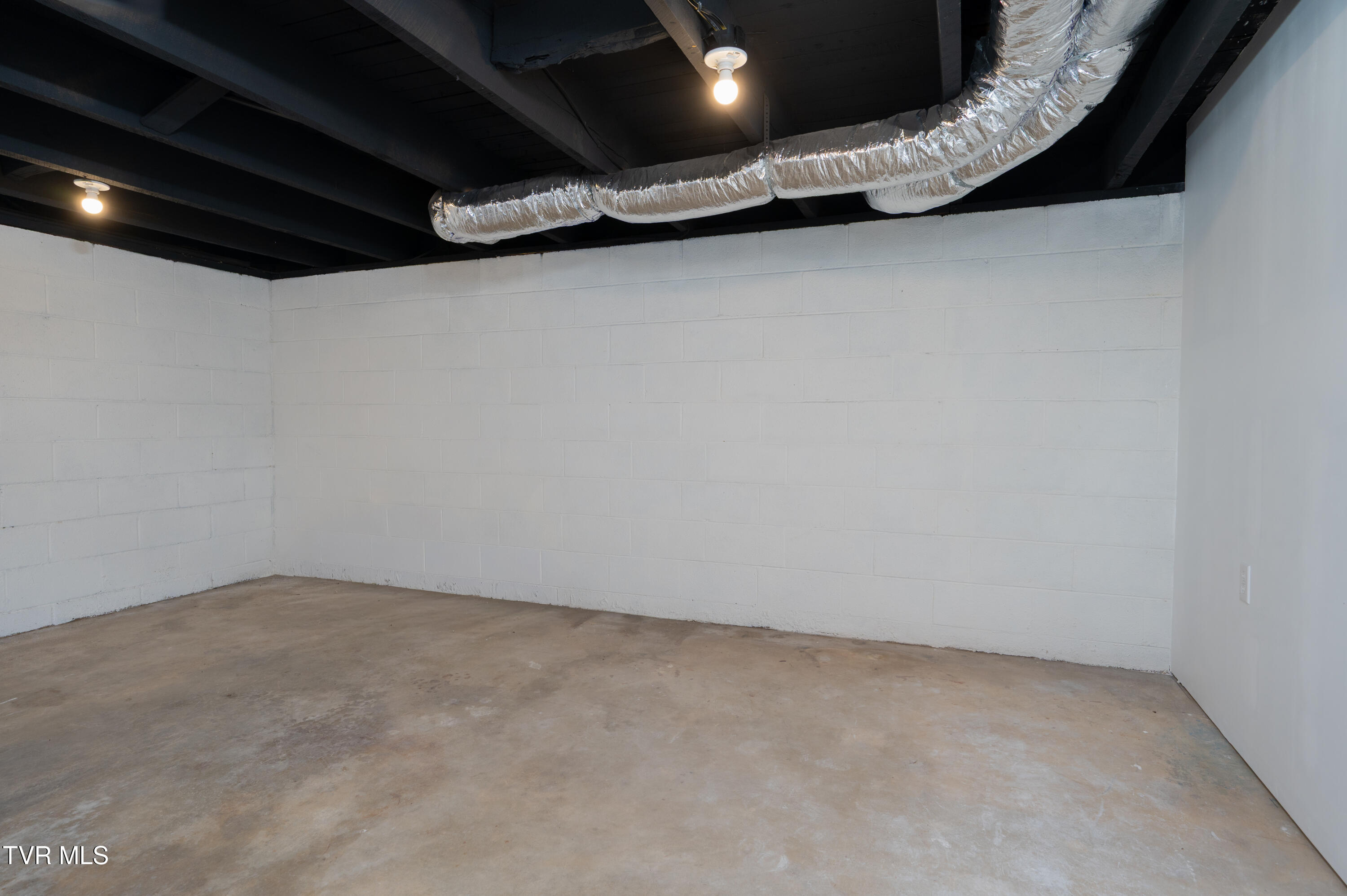 386 Timbertree Branch Road Kingsport, TN 37660 - Photo 36 of 38 Timbertree-83