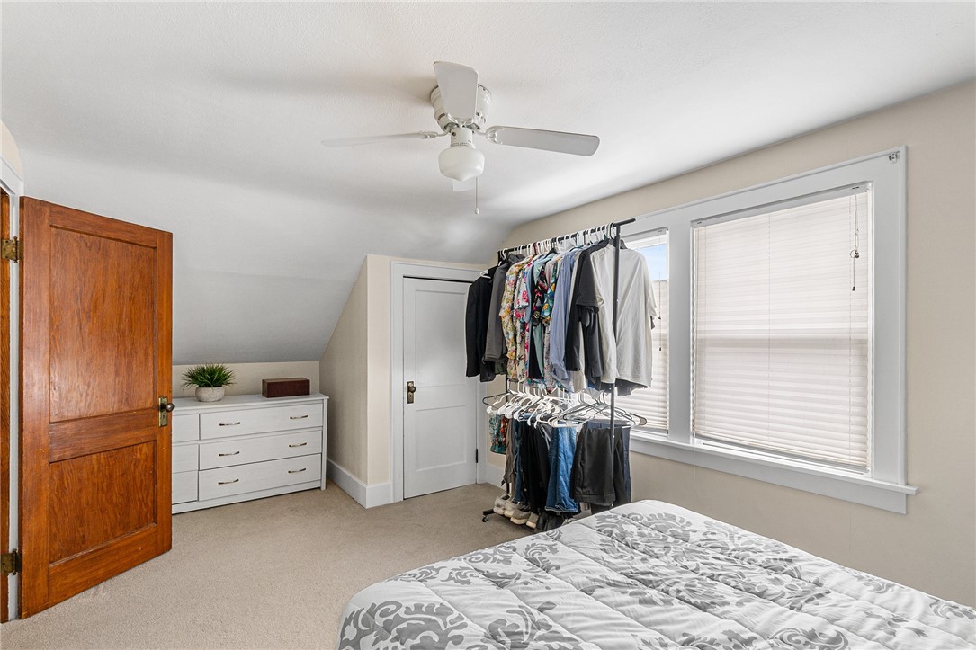 443 Crossfield Road Irondequoit, NY 14609 - Photo 14 of 28