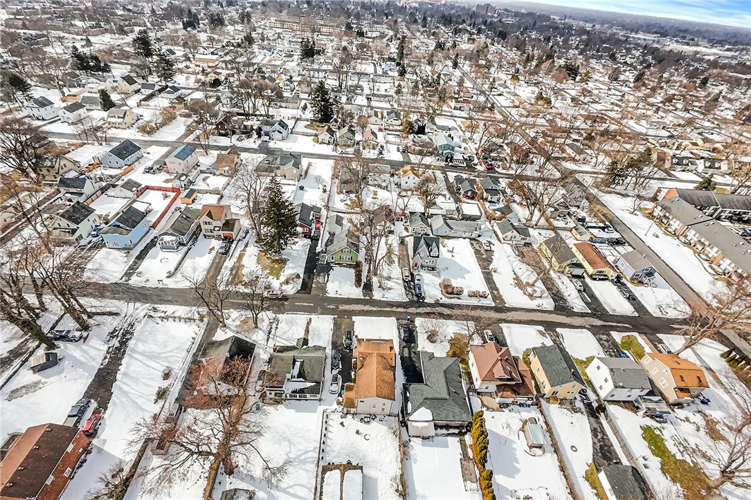 443 Crossfield Road Irondequoit, NY 14609 - Photo 23 of 28