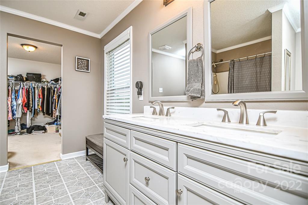 910 Torsion Lane Clover, SC 29710 - Photo 27 of 43