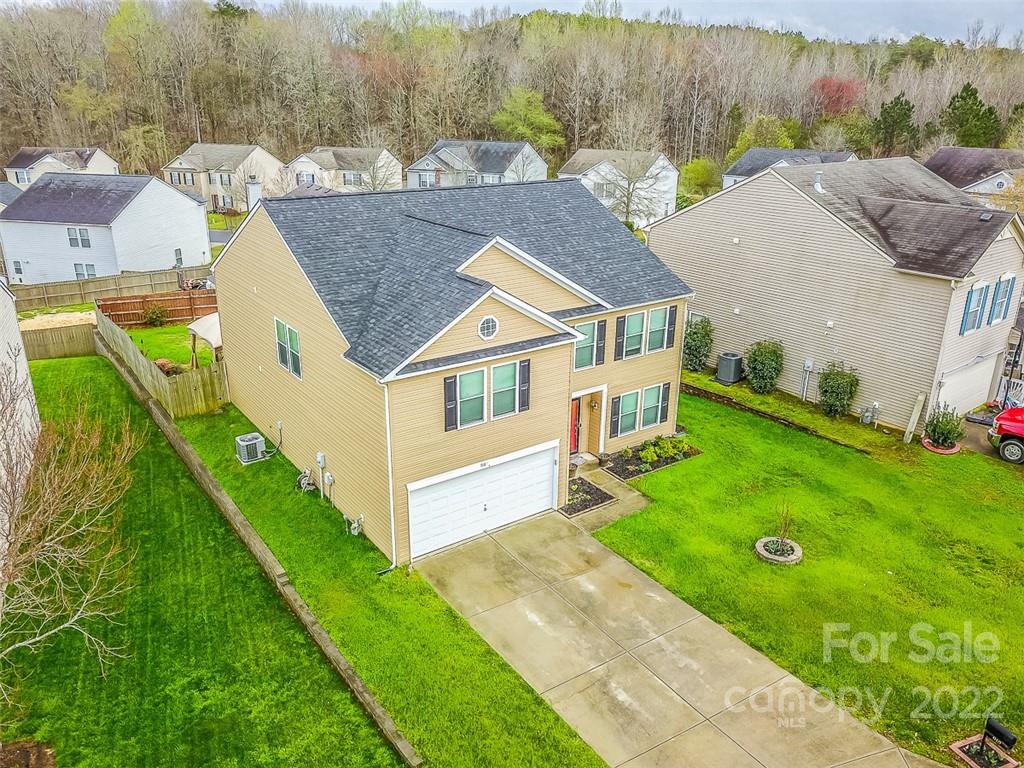 910 Torsion Lane Clover, SC 29710 - Photo 3 of 43