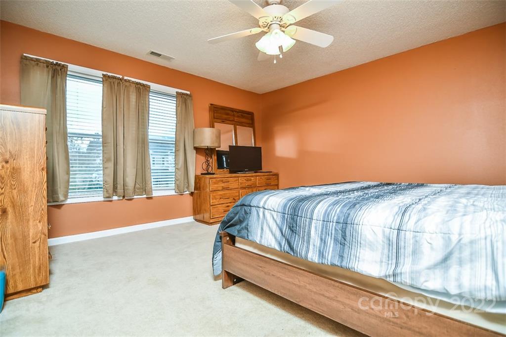 910 Torsion Lane Clover, SC 29710 - Photo 39 of 43