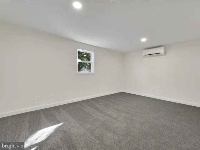 $219,000 | 21 Market Street, Tamaqua, PA 18252