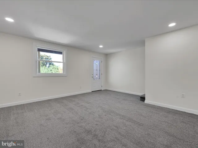 $219,000 | 21 Market Street, Tamaqua, PA 18252