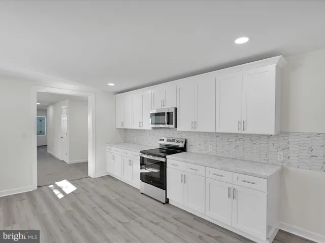 $219,000 | 21 Market Street, Tamaqua, PA 18252