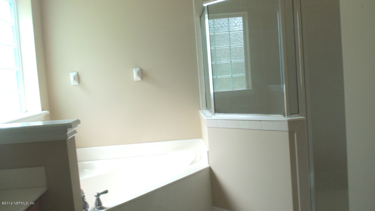 11571 Oaklawn Road Jacksonville, FL 32218 - Photo 7 of 11 Oaklawn-Master Bath